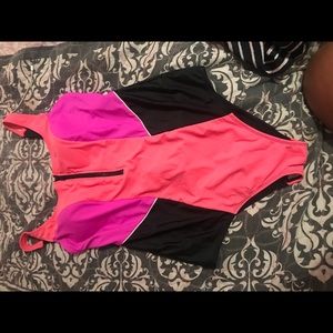 Color block one piece swimsuit